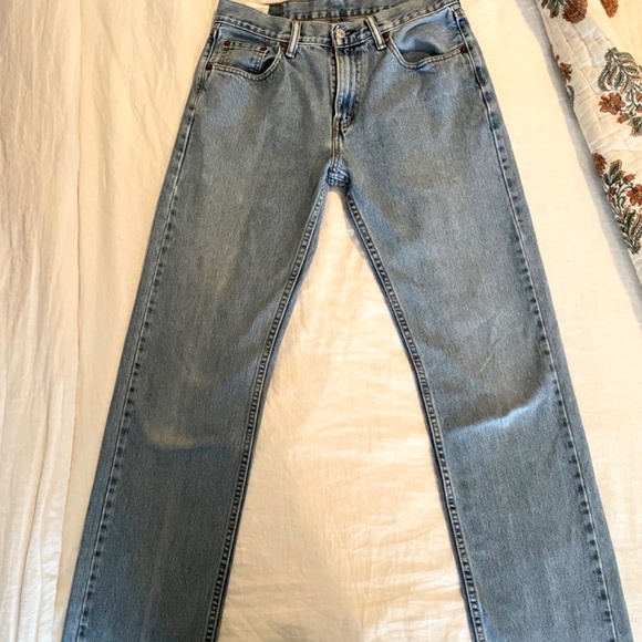 Vintage Levi’s 505 Regular Fit Straight Leg - Picture 5 of 5